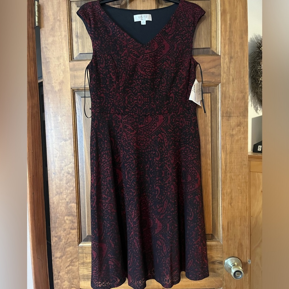 KASPER BLACK AND RED LACE DRESS